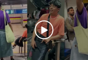 guys wear skirt in delhi metro
