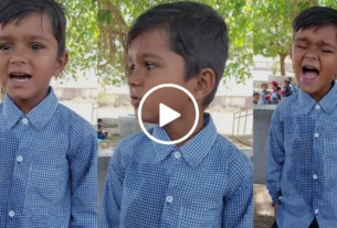 sarkari school boy singing